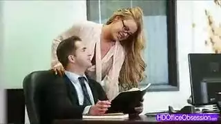 فحل عراقي ينيك مره سمينه عنيف