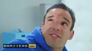 امرأة مصرية ناضجة تمتلئ بقضيب ابن زوجها السميك