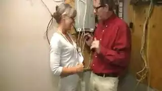 عاهرات عربيات ناضجات في مشهد بوكاكي عنيف